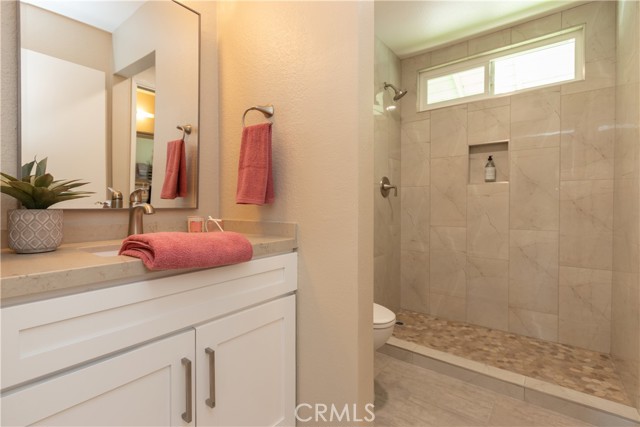 Detail Gallery Image 9 of 32 For 37 Clover Ln #273,  Aliso Viejo,  CA 92656 - 2 Beds | 1/1 Baths