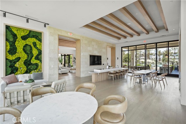 251 Brackens, Lake Forest CA: https://media.crmls.org/medias/ad132fb6-cfe3-407d-9bee-5431a37d2c83.jpg