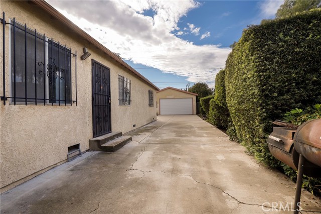 Detail Gallery Image 27 of 35 For 12623 S Slater, Compton,  CA 90222 - 3 Beds | 2/1 Baths