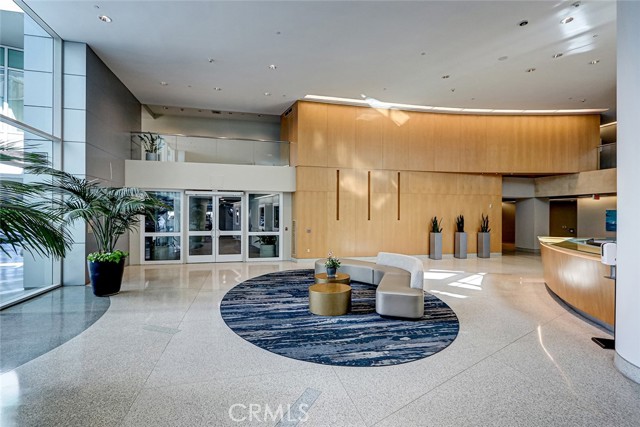 Detail Gallery Image 48 of 55 For 13600 Marina Pointe Dr #905,  Marina Del Rey,  CA 90292 - 2 Beds | 2/1 Baths