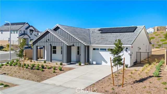 30105 Hillside Place, Castaic CA: https://media.crmls.org/medias/ad14d4bc-5305-4177-89b5-e226a1e1d3aa.jpg