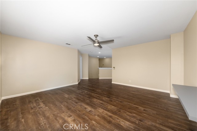 23306 Daisy Drive, Corona CA: https://media.crmls.org/medias/ad14ea98-b880-436a-a987-83e72850a0e1.jpg