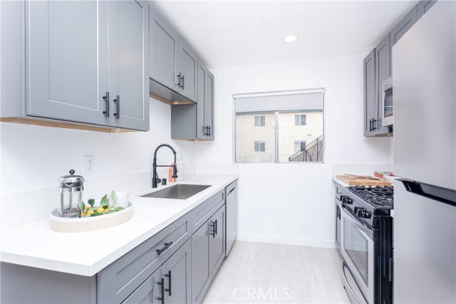 Detail Gallery Image 14 of 15 For 376 N Avenue 57, Los Angeles,  CA 90042 - – Beds | – Baths