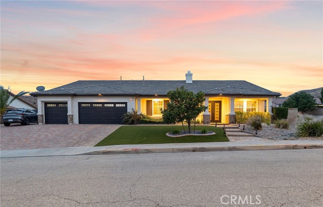 5614 Regent Hill W Terrace, Palmdale CA: https://media.crmls.org/medias/ad157771-dbf3-4210-8e40-25f4d3cb12ea.jpg