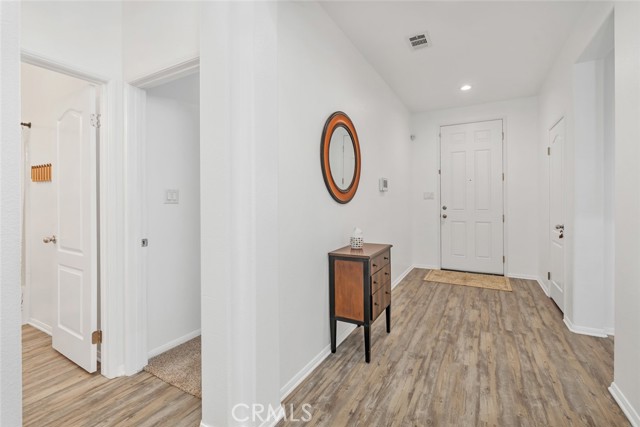 12206 Sundance Canyon Drive, Bakersfield CA: https://media.crmls.org/medias/ad15a420-9427-45c1-bc68-774d36b737e5.jpg