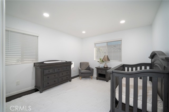 Detail Gallery Image 9 of 17 For 14557 Cambria Way, Sylmar,  CA 91342 - 4 Beds | 3 Baths