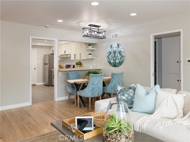 Detail Gallery Image 10 of 34 For 17122 S Orchard Ave, Gardena,  CA 90247 - 4 Beds | 2 Baths