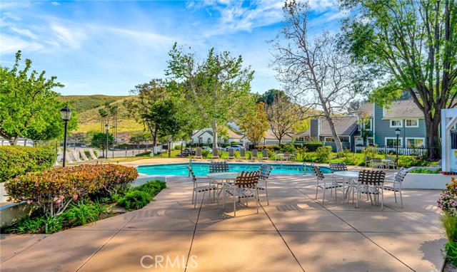 Detail Gallery Image 28 of 31 For 549 Stoney Peak Ct, Simi Valley,  CA 93065 - 3 Beds | 2/1 Baths