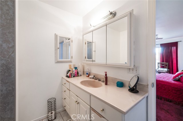 Detail Gallery Image 18 of 23 For 352 E 49th, Long Beach,  CA 90805 - 3 Beds | 2 Baths