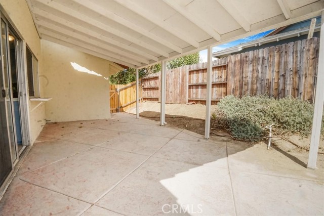 Detail Gallery Image 34 of 44 For 220 W Blaine St, Riverside,  CA 92507 - 5 Beds | 2 Baths