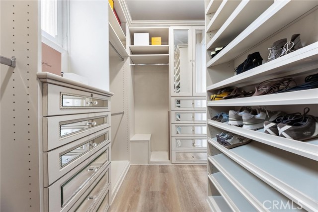 Image 34 of 62 For 2304 Hermosa Avenue