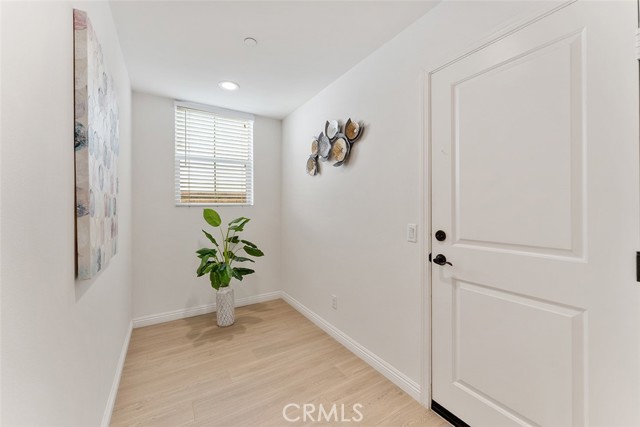 3131 E Rutherford Dr, Ontario CA: https://media.crmls.org/medias/ad179d4c-c7c9-452a-8434-64088ee9f859.jpg