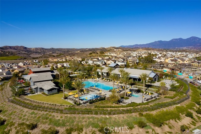 2 Fosco Street, Rancho Mission Viejo CA: https://media.crmls.org/medias/ad197cd3-95a6-4ea1-a424-89190cd9900d.jpg