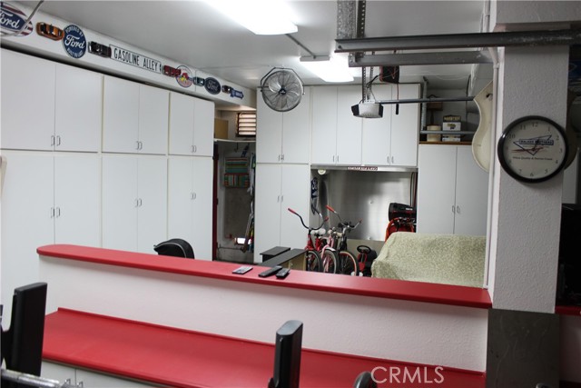 1338 Coral Gables Circle, Corona CA: https://media.crmls.org/medias/ad19cb27-ab98-4cf2-872d-1ee7c202d818.jpg