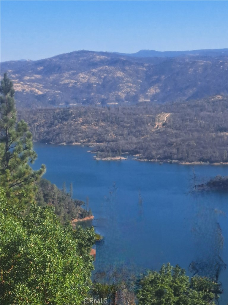 https://media.crmls.org/medias/ad1a597a-e39d-41c7-8aab-3fd411ef135b.jpg?preset=X-Large