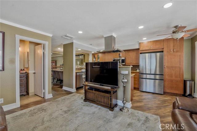 3548 Mission Mesa Way, San Diego, California 92120, 2 Bedrooms Bedrooms, ,3 BathroomsBathrooms,Residential,For Sale,Mission Mesa Way,RS24127529