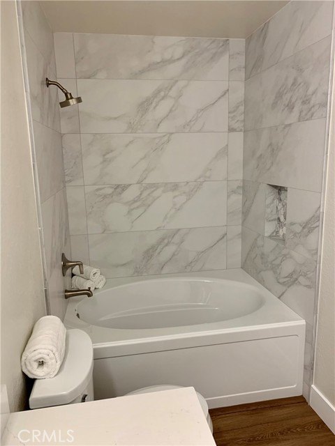 8 Green Brier Circle, Coto de Caza CA: https://media.crmls.org/medias/ad1ba7fa-e226-4c8a-ad0f-cf03d8088ace.jpg