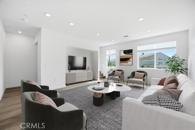 Detail Gallery Image 6 of 37 For 9367 via Azul, Pico Rivera,  CA 90660 - 3 Beds | 2/1 Baths