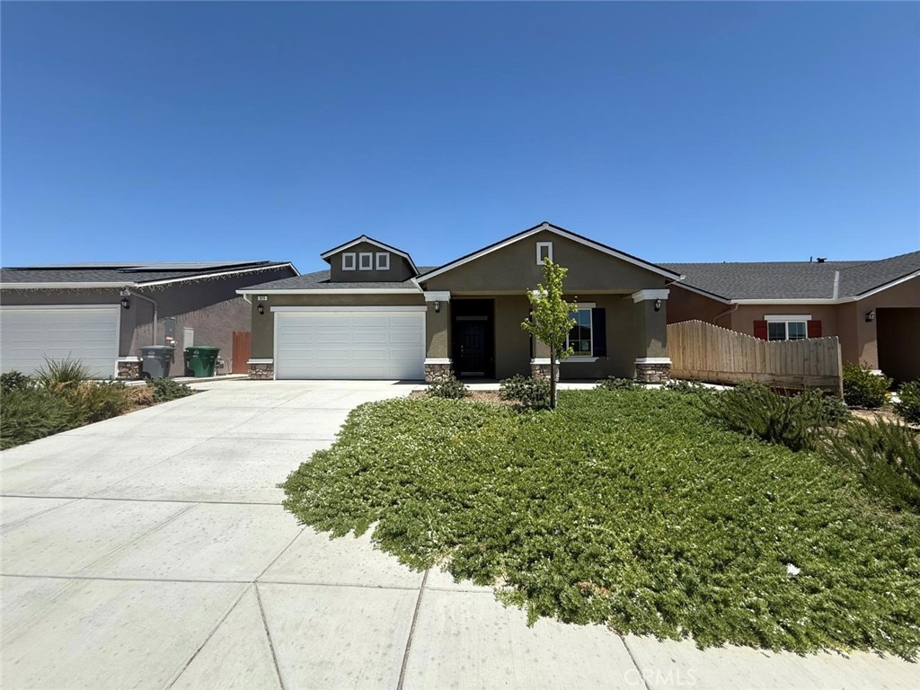 929 Grangeville Avenue