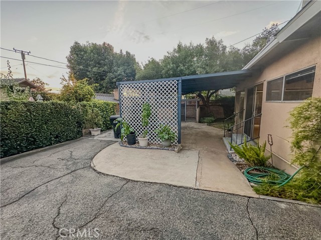 Detail Gallery Image 33 of 42 For 131 N Garfield Pl, Monrovia,  CA 91016 - 2 Beds | 1/1 Baths