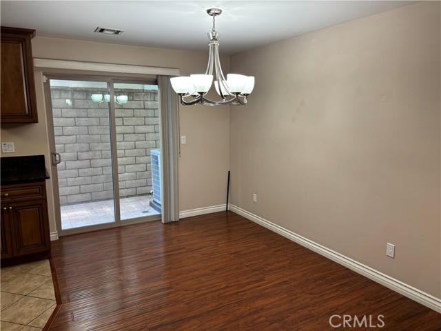 Detail Gallery Image 3 of 5 For 76 N Roosevelt Ave #6,  Pasadena,  CA 91107 - 3 Beds | 4 Baths