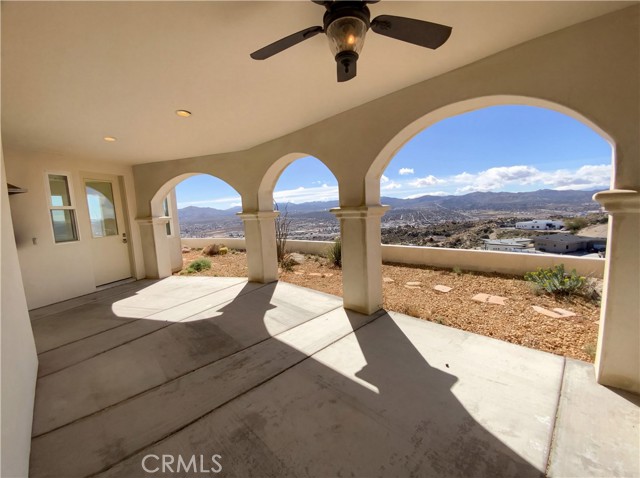 Detail Gallery Image 5 of 48 For 6057 Buena Suerte, Yucca Valley,  CA 92284 - 3 Beds | 2/1 Baths