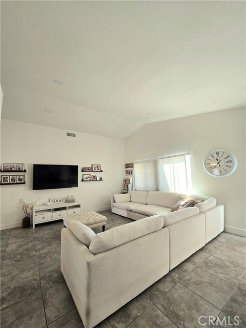 Detail Gallery Image 11 of 28 For 40833 Caballero Dr, Cherry Valley,  CA 92223 - 2 Beds | 2 Baths