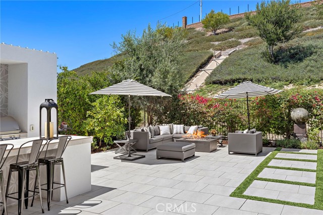 Detail Gallery Image 45 of 54 For 93 Interstellar, Irvine,  CA 92618 - 6 Beds | 6/1 Baths