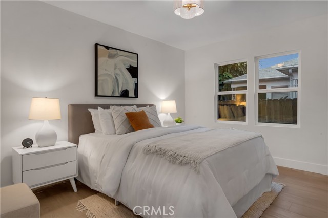Detail Gallery Image 14 of 30 For 3682 Buckingham, Los Angeles,  CA 90016 - 4 Beds | 2 Baths