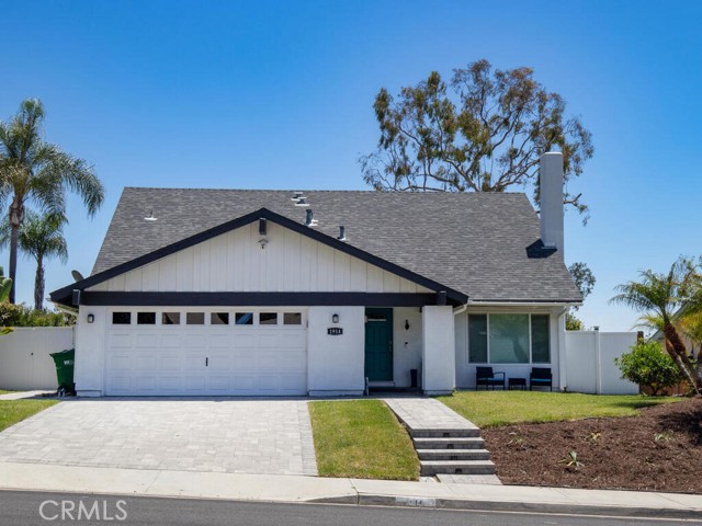Detail Gallery Image 2 of 62 For 1914 Radford St, Oceanside,  CA 92056 - 4 Beds | 2/1 Baths