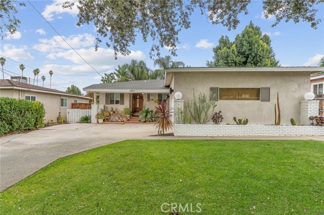 Front Image Thumbnail for CRIG25262221