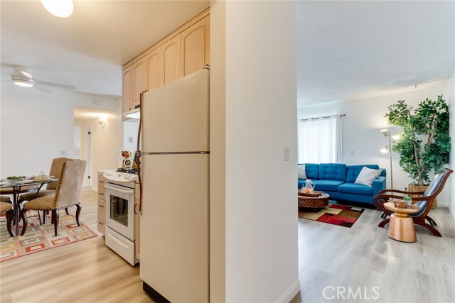 2411 Prospect, Hermosa Beach, California 90254, 2 Bedrooms Bedrooms, ,2 BathroomsBathrooms,Residential,Sold,Prospect,SB22154319