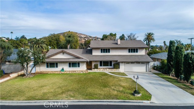 5395 Peacock Ln, Riverside, CA 92505