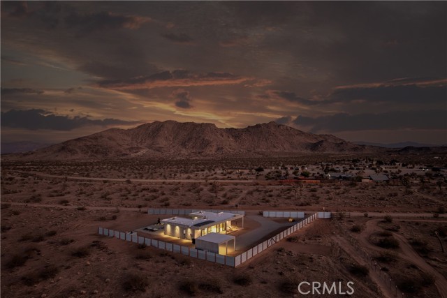 60632 Granville Road, Joshua Tree CA: https://media.crmls.org/medias/ad210478-1bb0-4286-8099-045c33678c37.jpg