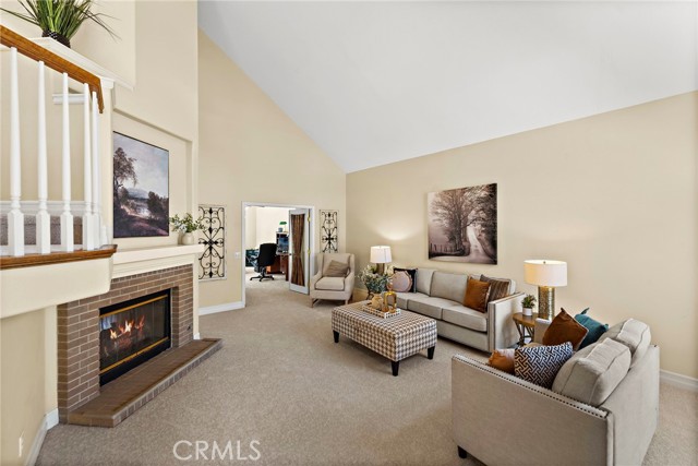 10 Cambridge Court, Coto de Caza CA: https://media.crmls.org/medias/ad2197e4-d3eb-47aa-aaec-ff54098a095b.jpg