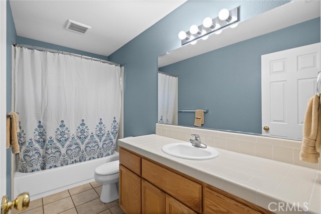 Detail Gallery Image 40 of 58 For 217 Zion Canyon Ct, Chico,  CA 95973 - 4 Beds | 3 Baths