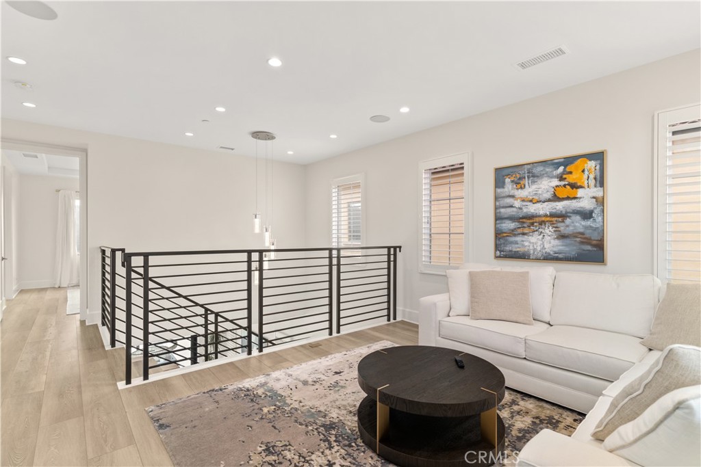 MLS #OC25274910 image #14