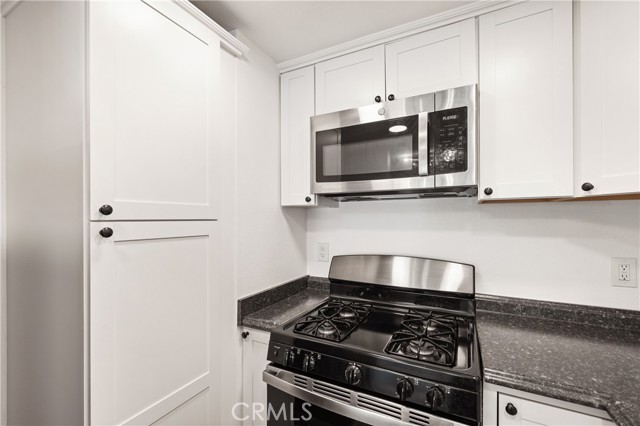 Detail Gallery Image 16 of 26 For 1346 E Hillcrest Dr #49,  Thousand Oaks,  CA 91362 - 2 Beds | 2 Baths