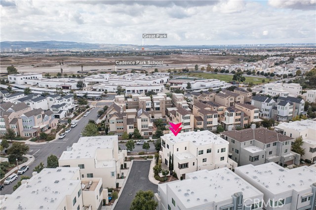 177 Frame, Irvine CA: https://media.crmls.org/medias/ad228b88-705f-4d9d-99e7-b8fd1f075746.jpg