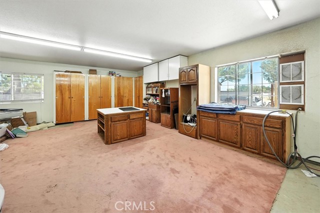 2056 W Avenue O, Palmdale CA: https://media.crmls.org/medias/ad22a2dc-8467-4cd6-b7ae-388c91331a24.jpg