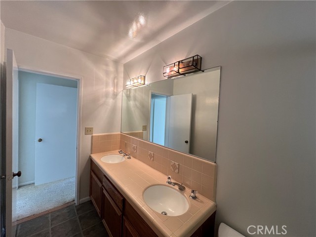 2709 Palos Verdes Drive, Palos Verdes Estates, California 90274, 3 Bedrooms Bedrooms, ,1 BathroomBathrooms,Residential,For Sale,Palos Verdes,SB24221805