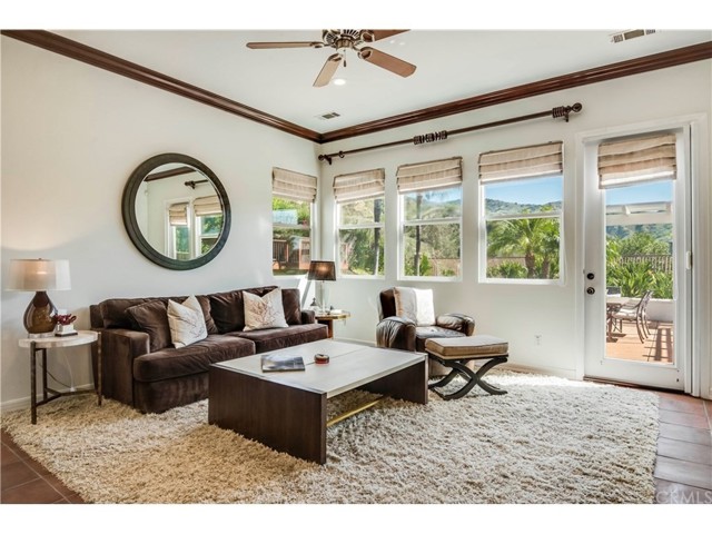 Detail Gallery Image 7 of 24 For 440 Tangerine Place, Brea,  CA 92823 - 1 Beds | 1 Baths