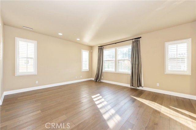 Detail Gallery Image 12 of 31 For 23 Breezes, Irvine,  CA 92620 - 4 Beds | 4/1 Baths