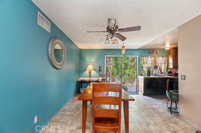 9154 Chelsea Court, Rancho Cucamonga CA: https://media.crmls.org/medias/ad2448ff-b243-46c4-b513-e4500ec145cd.jpg