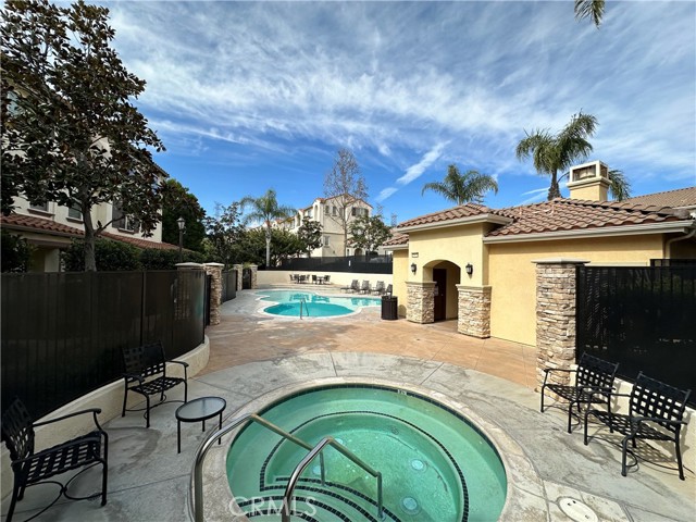 Detail Gallery Image 12 of 33 For 15641 66 Odyssey Dr #66,  Granada Hills,  CA 91344 - 3 Beds | 4 Baths