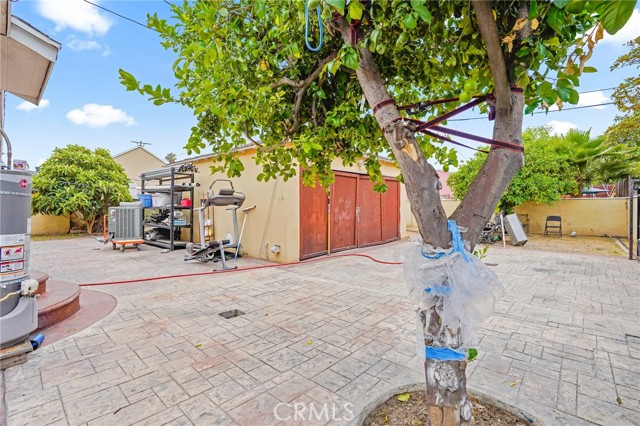 Detail Gallery Image 18 of 20 For 6355 Peach Ave, Van Nuys,  CA 91411 - 3 Beds | 1 Baths