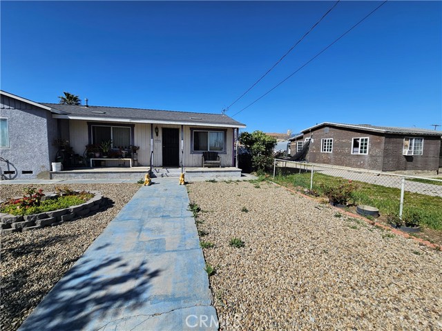 Detail Gallery Image 1 of 20 For 18256 Bohnert Ave, Rialto,  CA 92377 - 2 Beds | 1 Baths