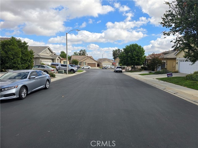 Detail Gallery Image 2 of 7 For 7860 January Dr, Hemet,  CA 92545 - 2 Beds | 2 Baths