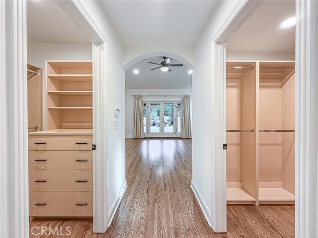 Detail Gallery Image 35 of 60 For 15452 Varden, Sherman Oaks,  CA 91403 - 4 Beds | 4 Baths