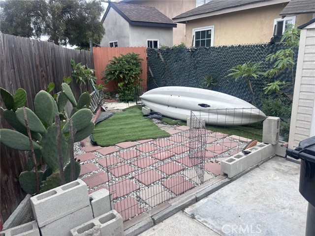 15160 Pimenta Avenue, Paramount CA: https://media.crmls.org/medias/ad26f239-58c4-4c5b-bd17-f05f1b65370a.jpg